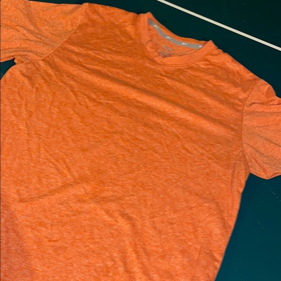 Women’s orange Reebok exercise top🧡 - Picture 5 of 8